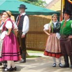 Počasí přálo, folkloru v Kovářově patřila náves