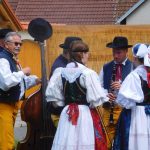 Počasí přálo, folkloru v Kovářově patřila náves