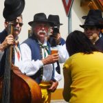 Počasí přálo, folkloru v Kovářově patřila náves