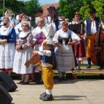 Počasí přálo, folkloru v Kovářově patřila náves