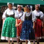 Počasí přálo, folkloru v Kovářově patřila náves