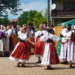 Počasí přálo, folkloru v Kovářově patřila náves