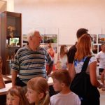 Fotografie, malby a řezbářské práce vystavují v jistebnické galerii