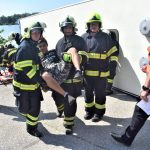 Záchranáři zasahovali u simulované nehody autobusu