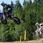 Tropické vedro sužovalo jezdce i jejich stroje