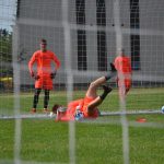 Mladí gólmani zakončili kemp tradičně soutěží jeden na jednoho