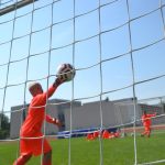 Mladí gólmani zakončili kemp tradičně soutěží jeden na jednoho