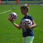 Mladí gólmani zakončili kemp tradičně soutěží jeden na jednoho