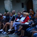 Divadelní léto na hradě Zvíkov začalo. Ochotníky z Kolína vyprovodil bouřlivý aplaus