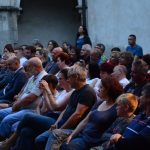 Divadelní léto na hradě Zvíkov začalo. Ochotníky z Kolína vyprovodil bouřlivý aplaus