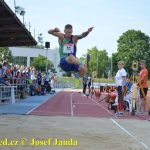 Juškovi chybělo v Táboře do Kataru 11 cm