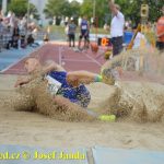 Juškovi chybělo v Táboře do Kataru 11 cm