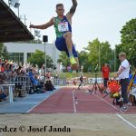 Juškovi chybělo v Táboře do Kataru 11 cm