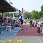 Juškovi chybělo v Táboře do Kataru 11 cm