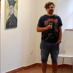 Galerie U Radnice vystavuje dílo výtvarníka se záběrem od leporela ke Komenskému