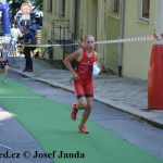 Nevyhráli, přesto se radovali. Mladí triatlonisté ve fotogalerii
