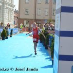 Nevyhráli, přesto se radovali. Mladí triatlonisté ve fotogalerii