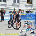 Nevyhráli, přesto se radovali. Mladí triatlonisté ve fotogalerii