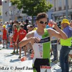 Nevyhráli, přesto se radovali. Mladí triatlonisté ve fotogalerii