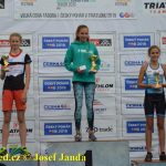 Nevyhráli, přesto se radovali. Mladí triatlonisté ve fotogalerii