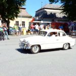 Účastníci srazu veteránů v neděli vyrazili z Chýnova na vyjížďku do Kamenice nad Lipou