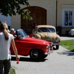 Účastníci srazu veteránů v neděli vyrazili z Chýnova na vyjížďku do Kamenice nad Lipou