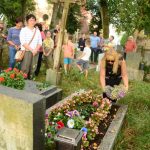 Mladý Bohumil zemřel po výstřelu milicionáře. Tragický příběh po 50 letech znovu ožívá