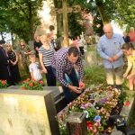 Mladý Bohumil zemřel po výstřelu milicionáře. Tragický příběh po 50 letech znovu ožívá