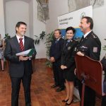 V Jindřichově Hradci byla oceněna práce policistů. Martin Čalkovský převzal medaili policejního prezidenta