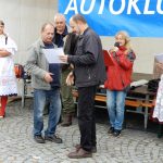 Přes nepřízeň počasí přijelo do Veselí na sto historických vozidel