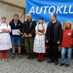Přes nepřízeň počasí přijelo do Veselí na sto historických vozidel