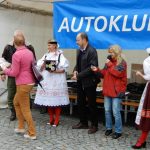 Přes nepřízeň počasí přijelo do Veselí na sto historických vozidel