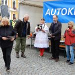 Přes nepřízeň počasí přijelo do Veselí na sto historických vozidel