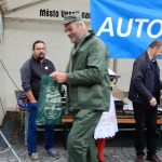 Přes nepřízeň počasí přijelo do Veselí na sto historických vozidel