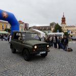 Přes nepřízeň počasí přijelo do Veselí na sto historických vozidel