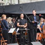Koncert symfonického orchestru Bolech nadchl táborské náměstí