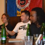 Strakoničtí fanoušci fotbalové Sparty se na derby naladili setkáním s hráči Costou a Hanouskem