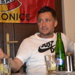 Strakoničtí fanoušci fotbalové Sparty se na derby naladili setkáním s hráči Costou a Hanouskem