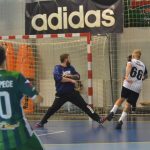 Házenkáři začali s chutí, minulého vítěze soutěže doma deklasovali o 12 gólů