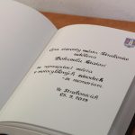 Bohumil Staša mladší převzal cenu starosty za svého zesnulého tátu, strakonickou motoristickou legendu