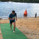 Sportovci podpořili lidi s epilepsií. Společně si dali na Vlkovské pískovně triatlon