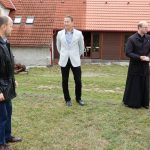 Veselská věž už je kompletní. Na své místo se vrátil i kříž