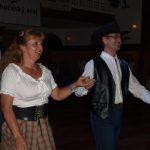 Festival Obrok s lektory, bálem a dortem pro opičky.