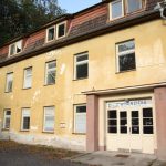Veletoče kolem bývalé léčebny U Honzíčka. Ubytovna je strašák, sanatorium výzva