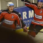 Hokejisté Strakonic dohnali třígólové manko, Vajgaru nakonec podlehli v prodloužení