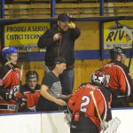 Hokejisté Strakonic dohnali třígólové manko, Vajgaru nakonec podlehli v prodloužení