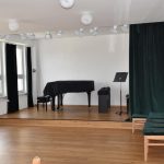 Ve vimperské zušce žije tradice šumavských muzikantů. Učí tu i tanec, divadlo a výtvarné umění