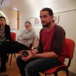 Umění vyprávět příběh předával lidem Martin Hak na dílně storytellingu v knihovně