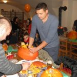 Halloween zavítal do Bošovic. Překvapení bylo v rakvi
