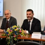 České dráhy dnes podepsaly s Jihočeským krajem smlouvy na deset let. Zlepší se vozový park i komfort